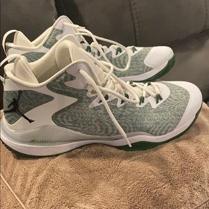 Mens Jordan super fly basketball shoes